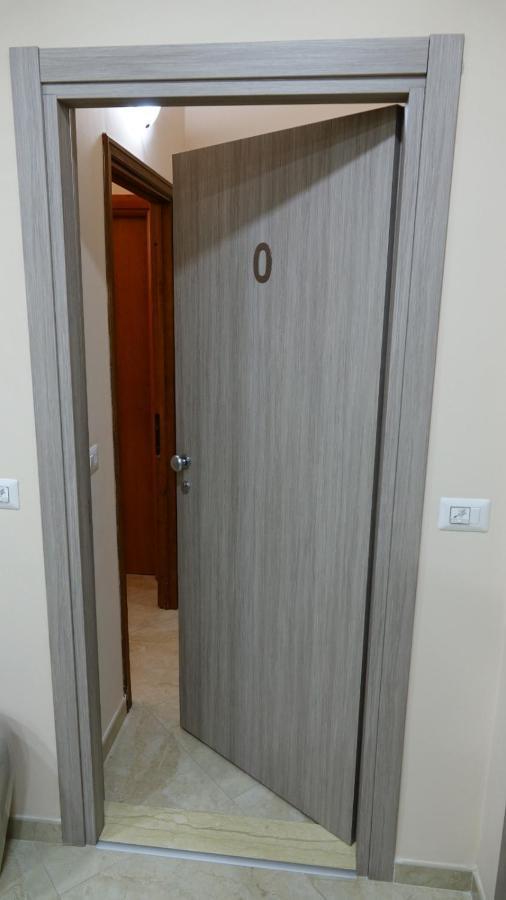 Cairoli Exclusive Rooms & Suite Brindisi Exterior foto