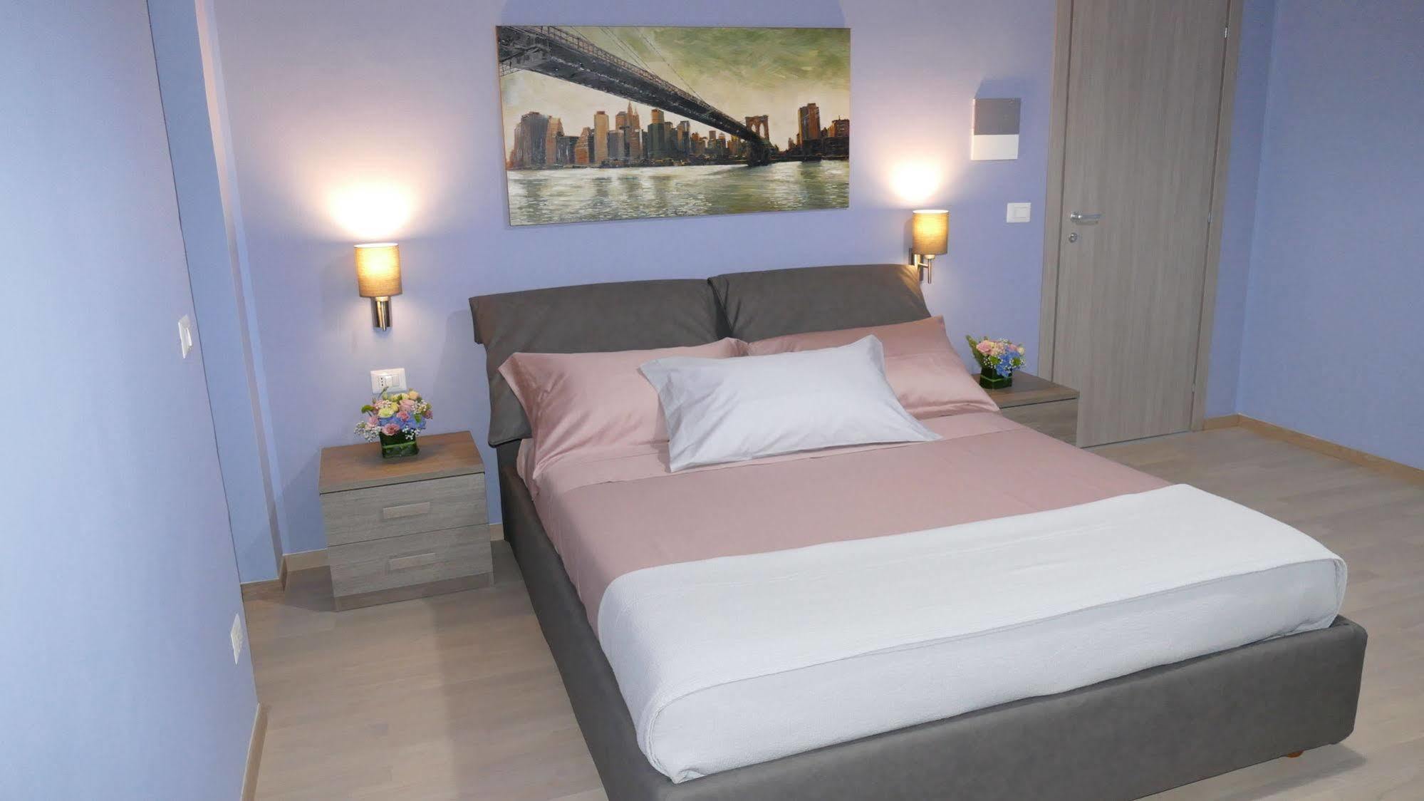 Cairoli Exclusive Rooms & Suite Brindisi Exterior foto