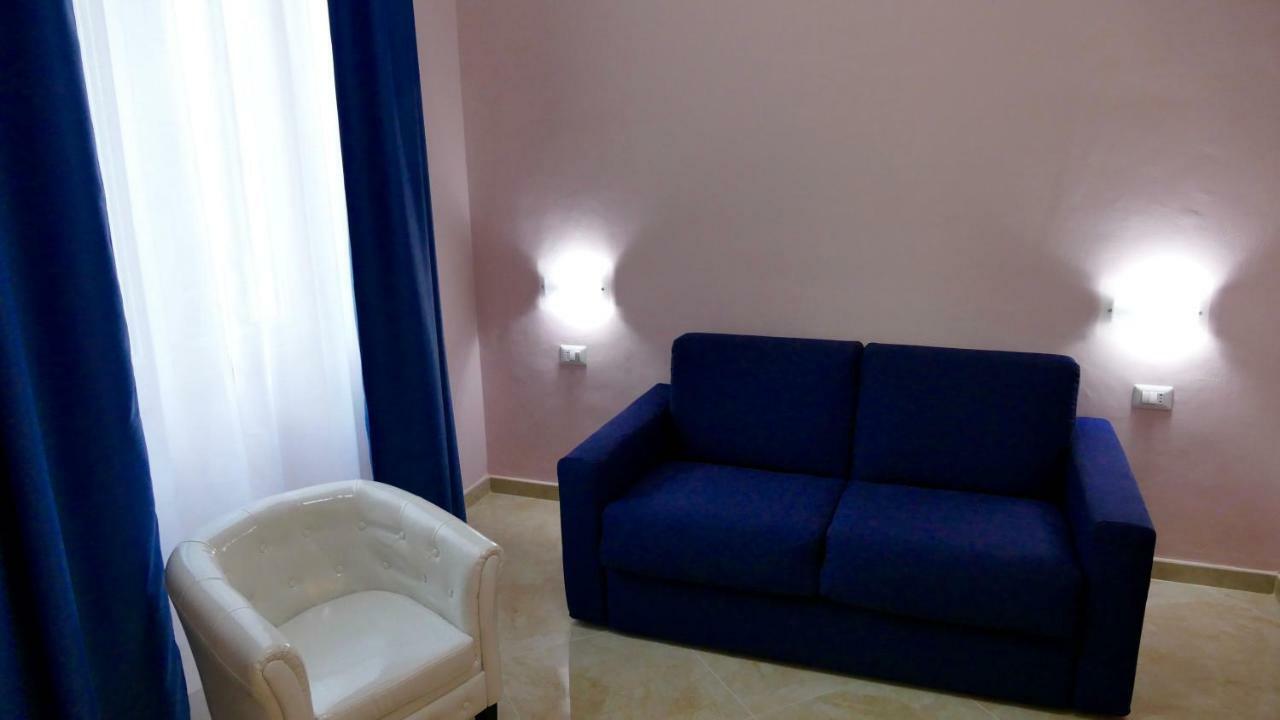 Cairoli Exclusive Rooms & Suite Brindisi Exterior foto