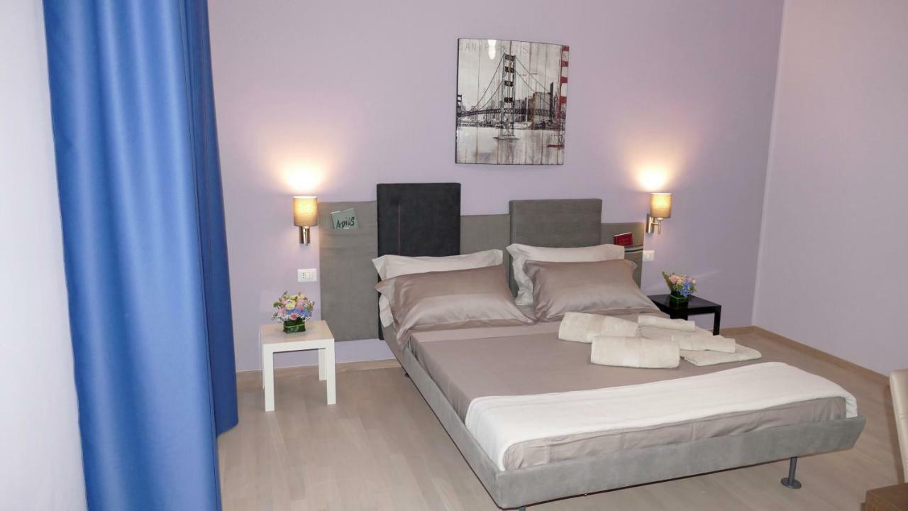 Cairoli Exclusive Rooms & Suite Brindisi Exterior foto